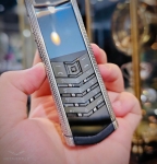 VERTU SIGNATURE S CLOUD DE PARIS 2017